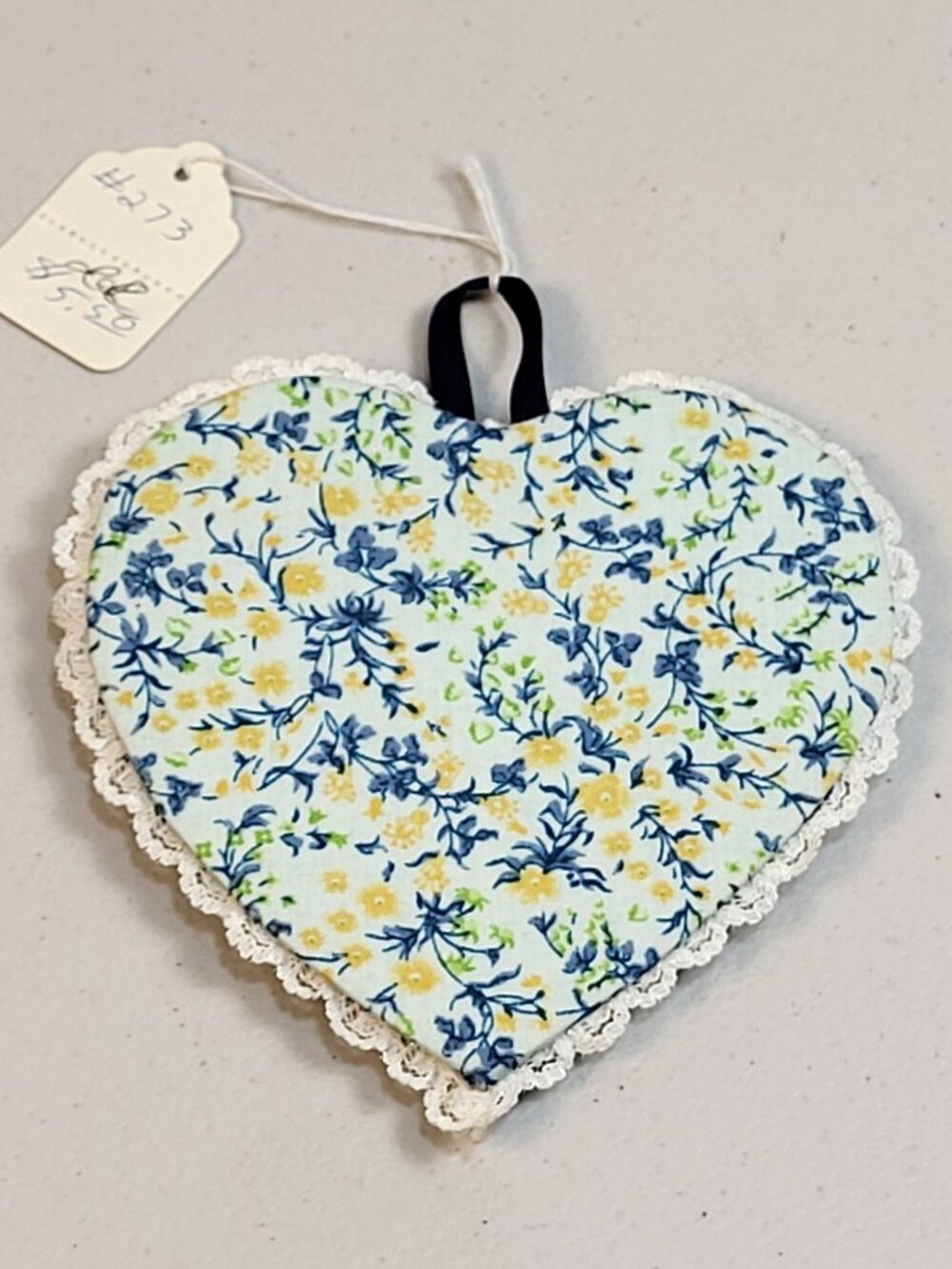 Vtg Artisan Photo Frame Cotton Fabric Padded Lace 5"x5" Blue Heart New '70s USA - Picture 4 of 7
